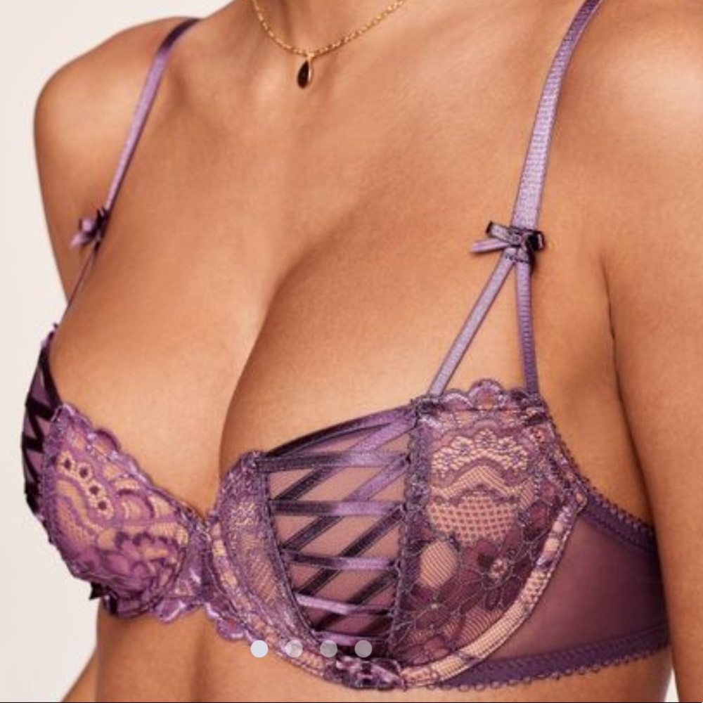 🔥 Adore Me Enny Contour Bra
